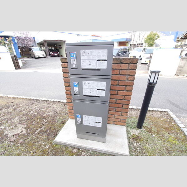 現地周辺 (宅配ボックス)