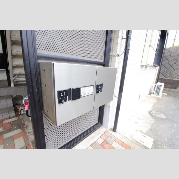 現地周辺 (宅配ボックス)