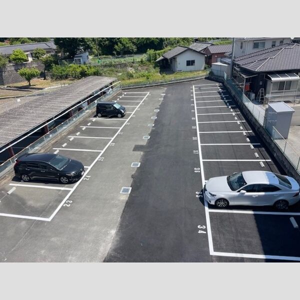 駐車場 (駐車場)