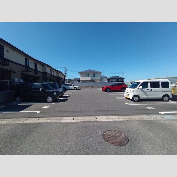 駐車場 (駐車場)