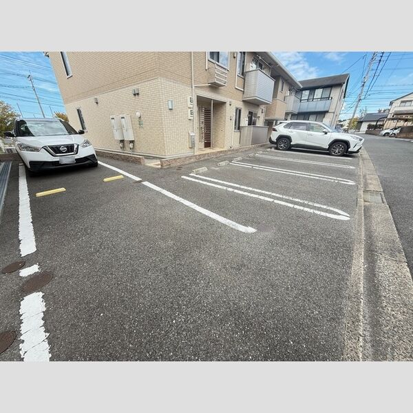駐車場 (駐車場)