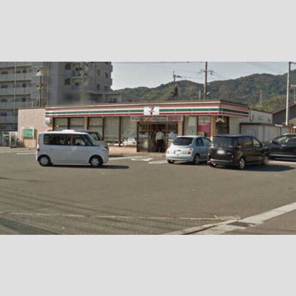 現地周辺 (セブンイレブン福岡苅田尾倉店 870m)