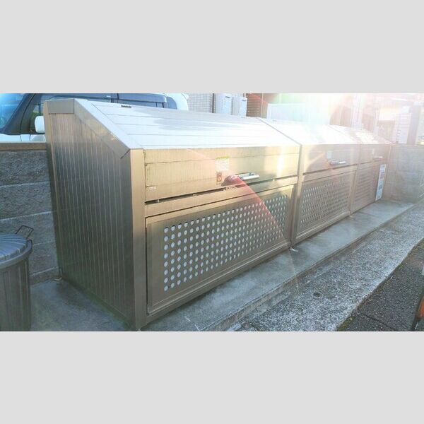 現地周辺 (プランドール　ゴミ置場)