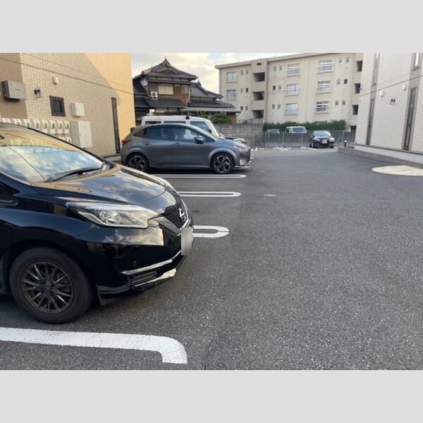 駐車場 (プランドール　B棟　駐車場)