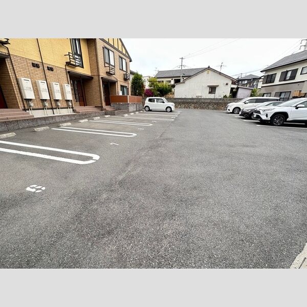 駐車場 (駐車場)