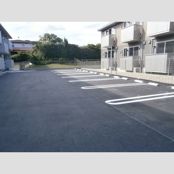 駐車場 (駐車場)