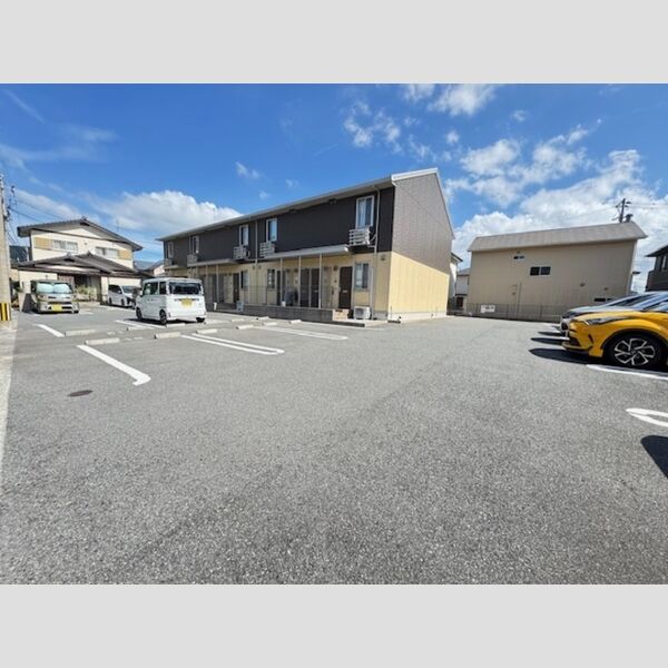 駐車場 (駐車場)