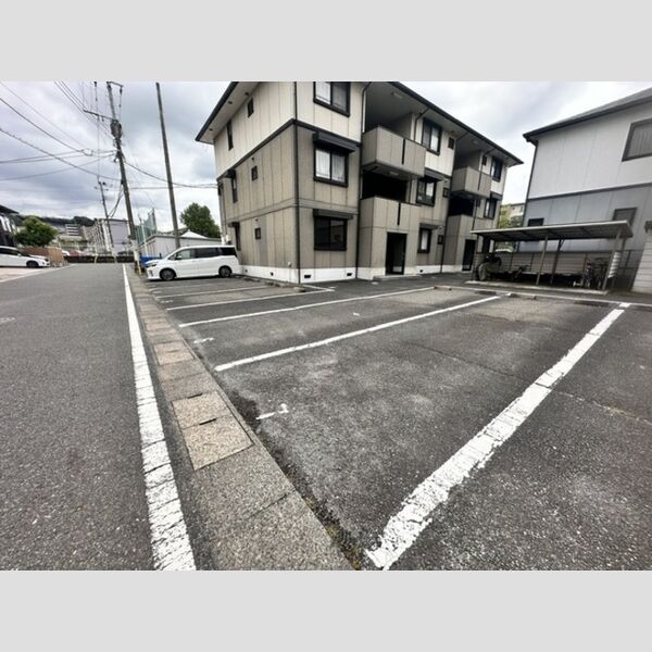 駐車場 (駐車場)