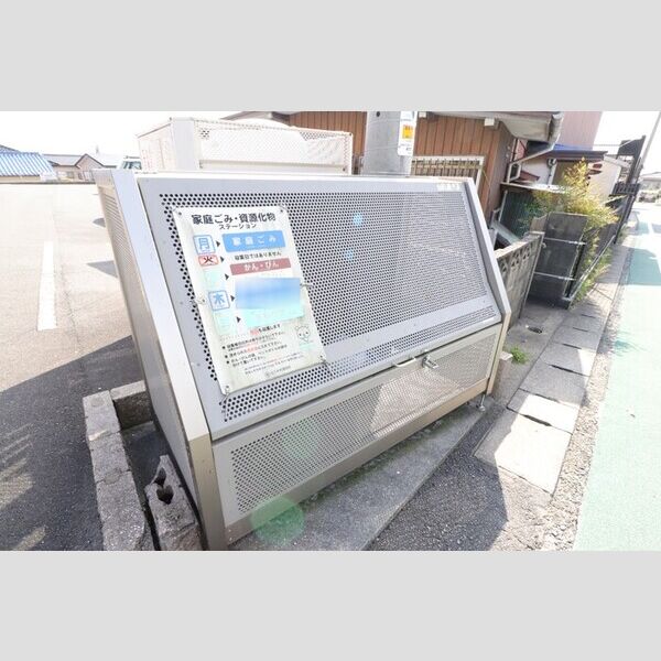 現地周辺 (ニュー上の原 ごみ庫)