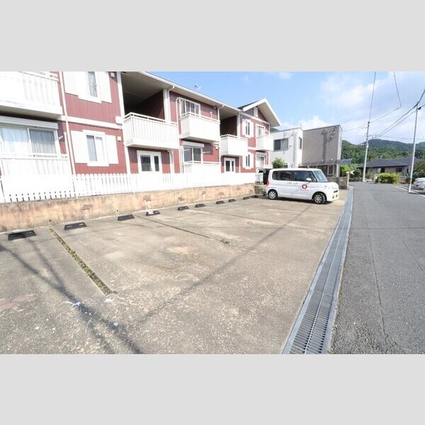 駐車場 (カーサロッソ 駐車場)