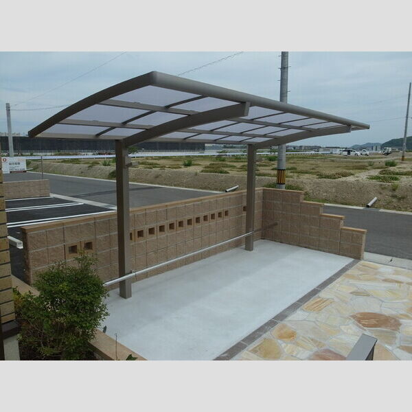 現地周辺 (駐輪場)