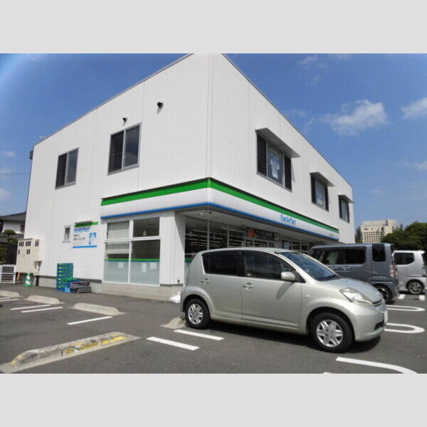 現地周辺 (ファミリーマート小倉北方3丁目店463m)