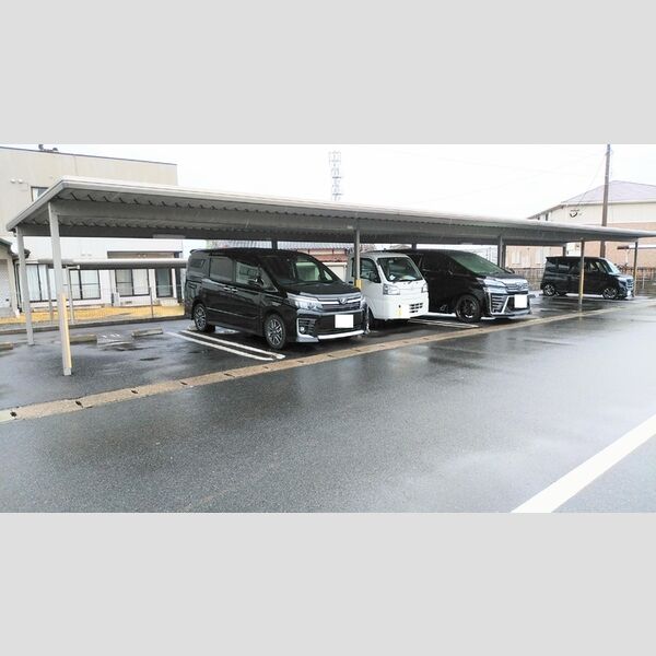 駐車場 (駐車場)