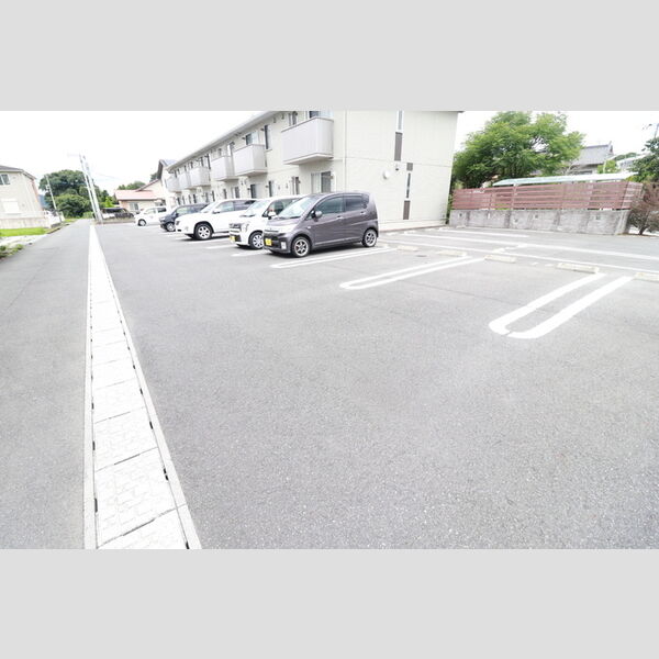 駐車場 (駐車場)