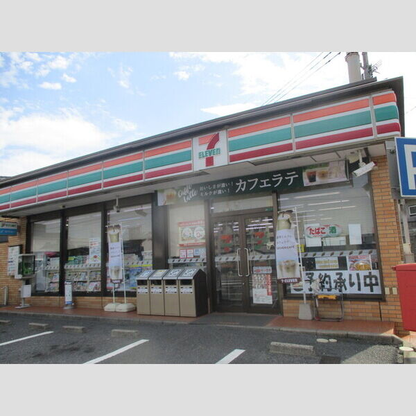 現地周辺 (セブンイレブン　若松小石店　770m)