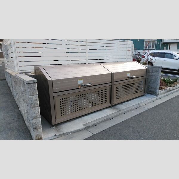 現地周辺 (ゴミ置き場)