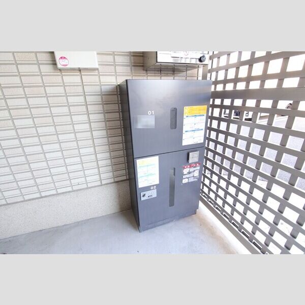 現地周辺 (宅配ボックス)