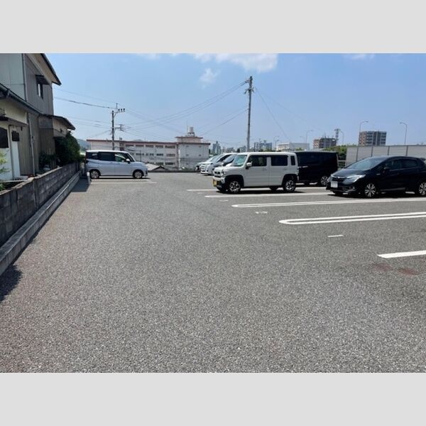 駐車場 (駐輪場)