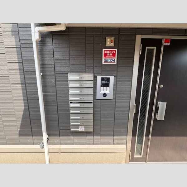 現地周辺 (集合ポスト、オートロック)