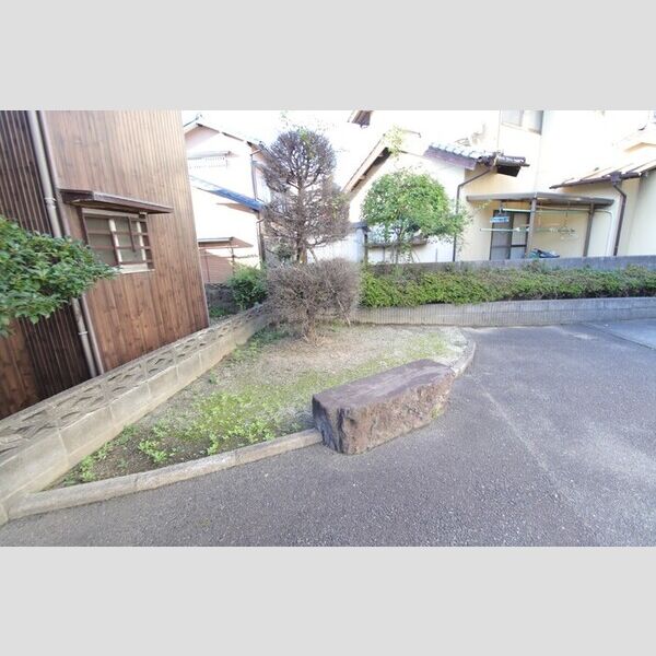 エントランス (エントランス)