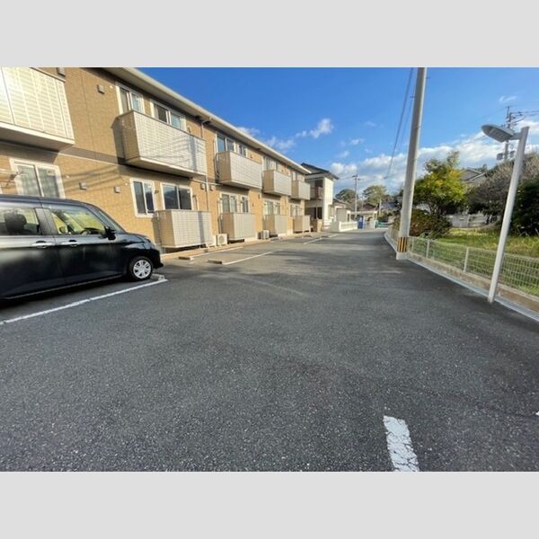 駐車場 (駐車場)