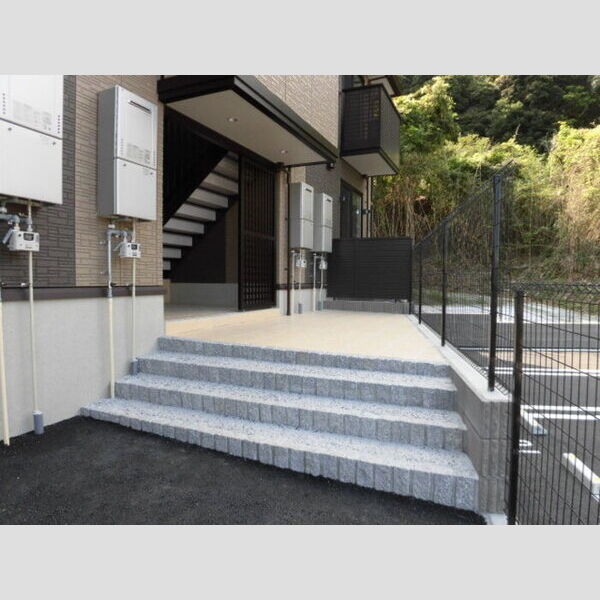 エントランス (エントランス)