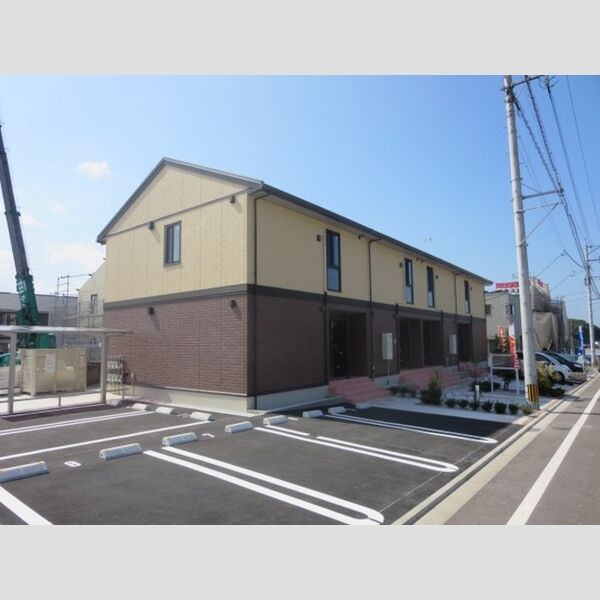 駐車場 (ミルキーヒルズ 駐車場)