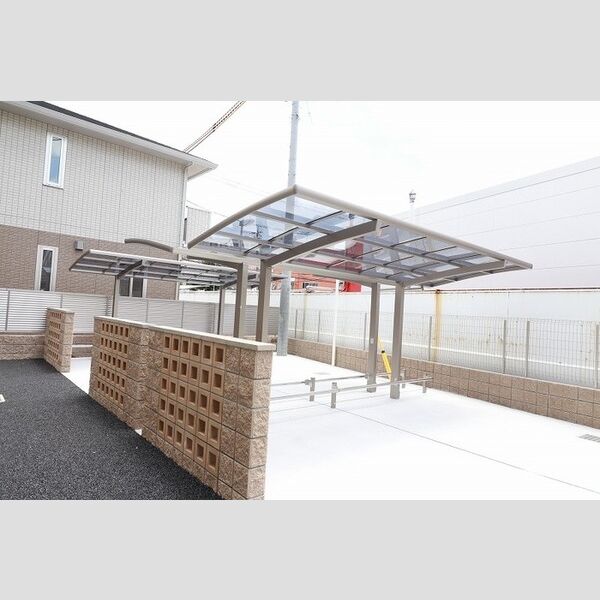 駐車場 (サンヒルズ守恒 駐輪場)