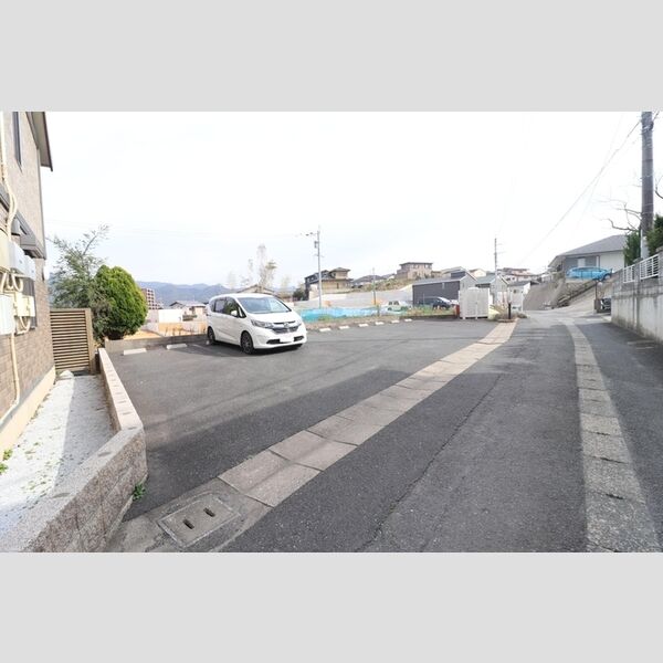 駐車場 (駐車場)