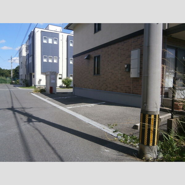 駐車場 (駐車場)