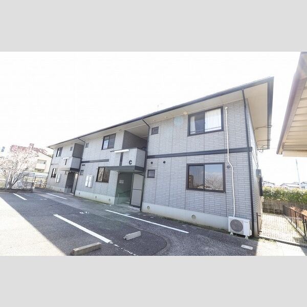 建物外観 (ロイヤルガーデン芳賀　C棟　外観)