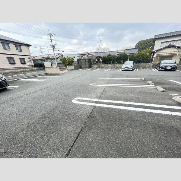駐車場 (D-HOUSE 駐車場)