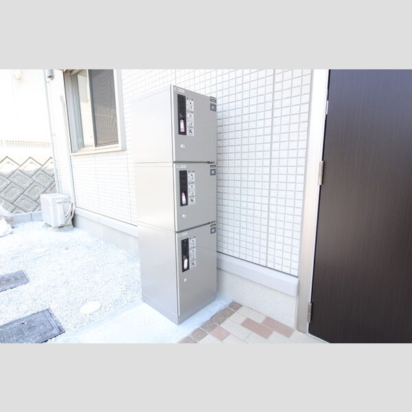 現地周辺 (宅配BOX)