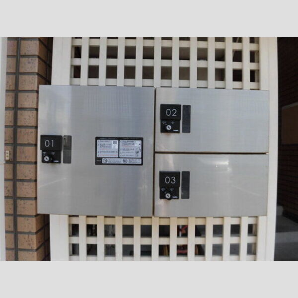 現地周辺 (宅配ボックス)