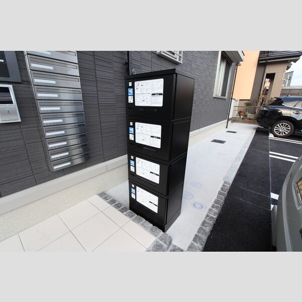 現地周辺 (宅配ボックス)