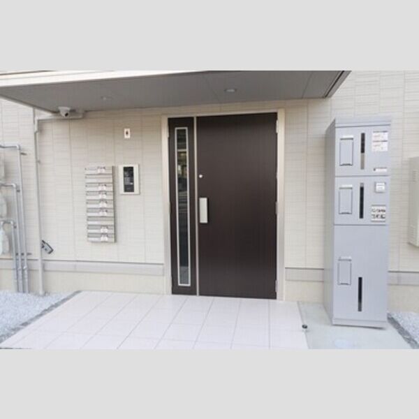 エントランス (エントランス)