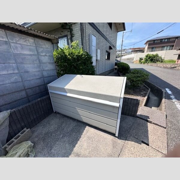 現地周辺 (ゴミ捨て場)