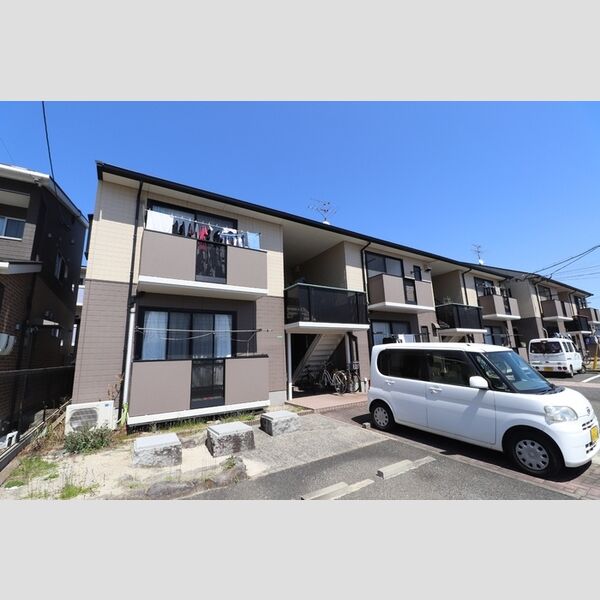 建物外観 (B棟外観)