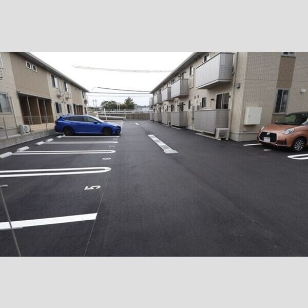 駐車場 (エスポワール下城野Ⅲ 駐車場)
