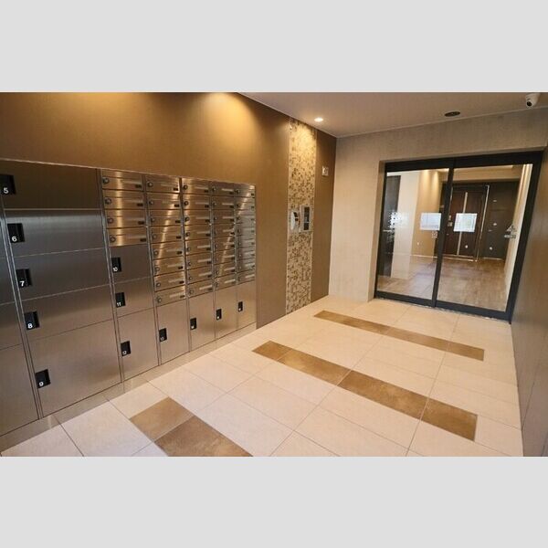 現地周辺 (ロビー)