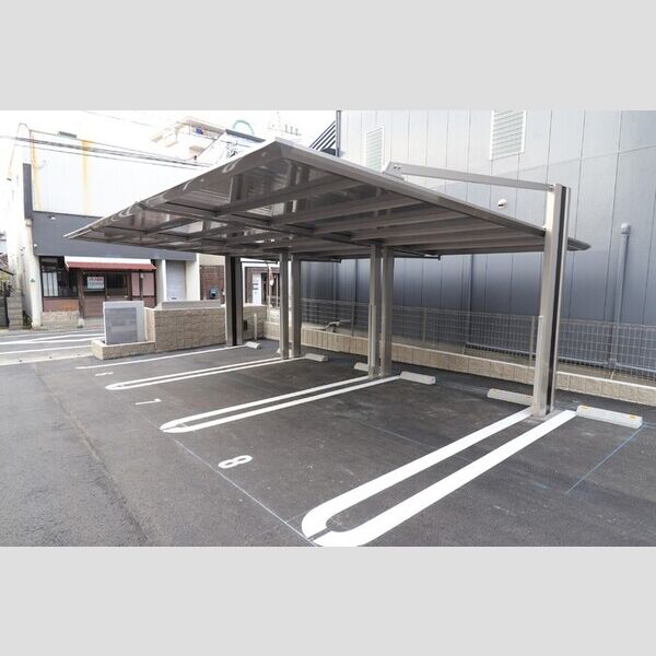 駐車場 (駐車場)