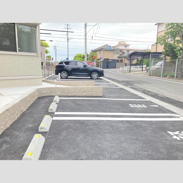 駐車場 (駐車場)