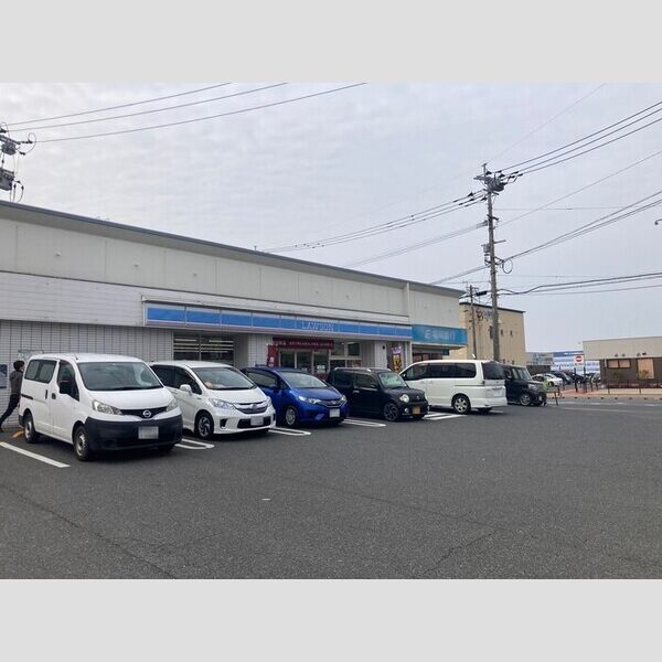 現地周辺 (ローソン水巻梅ノ木店　765m)