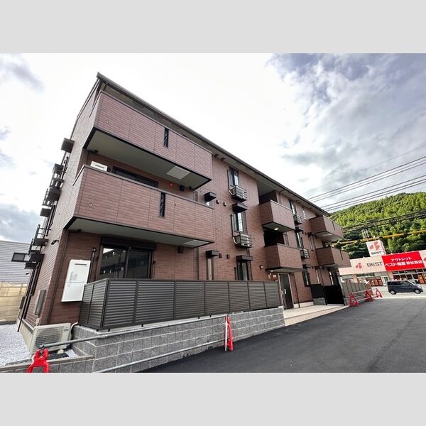 建物外観 (A棟　外観)