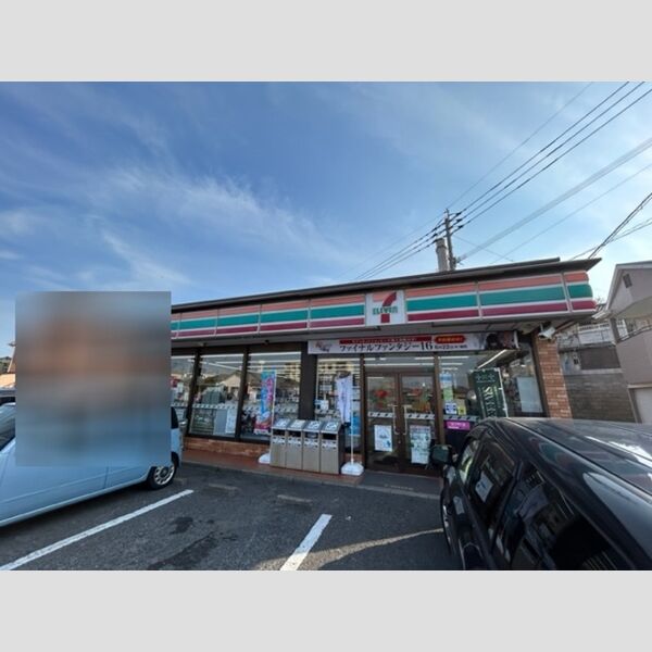 現地周辺 (セブンイレブン若松小石店　380m)