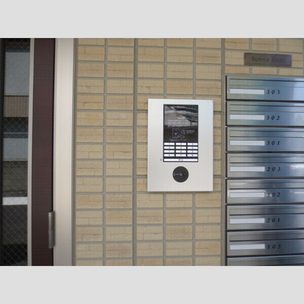 エントランス (エントランス)