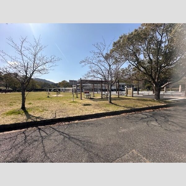 現地周辺 (貫公園まで230m)