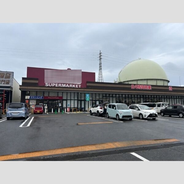 現地周辺 (マックスバリュ小倉愛宕店 230m)