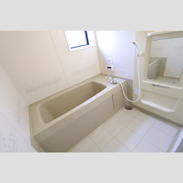 バス (B1　一坪風呂)