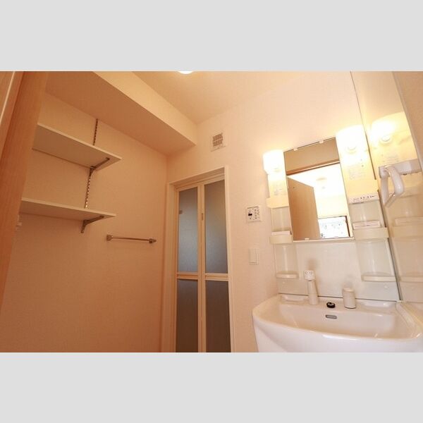 洗面所 (101　洗髪洗面化粧台)